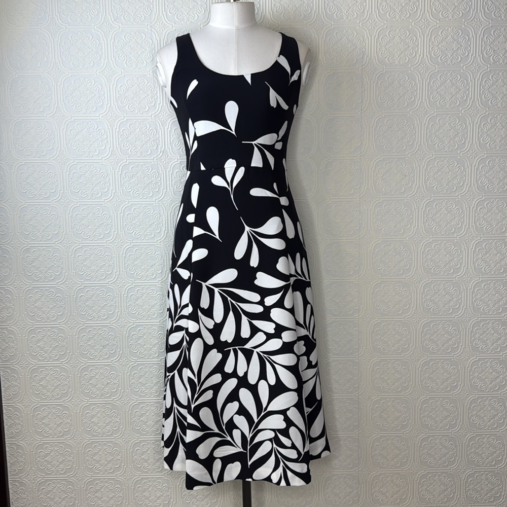 Ann Taylor | Leaf Patterned Dress, Size 00, NWT - Picture 8 of 12